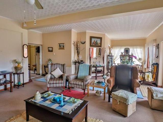 3 Bedroom Apartment in Manaba Beach