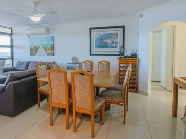 3 Bedroom Apartment in Manaba Beach