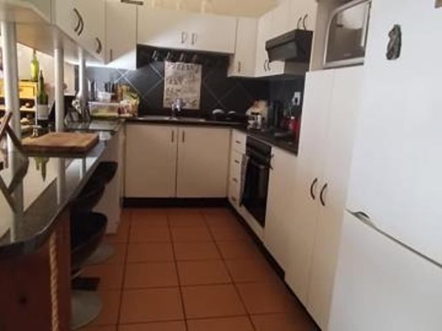 3 Bedroom Apartment in Manaba Beach