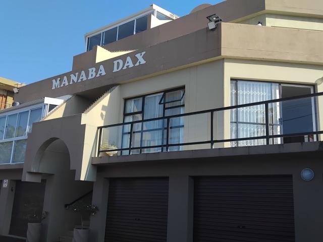3 Bedroom Apartment in Manaba Beach