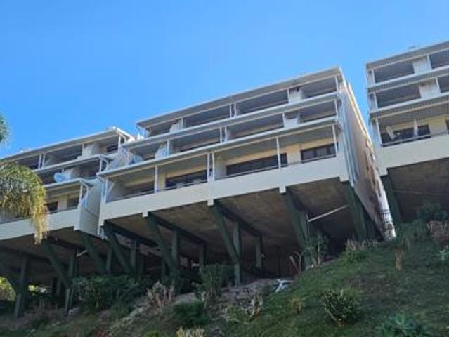 3 Bedroom Apartment in Manaba Beach