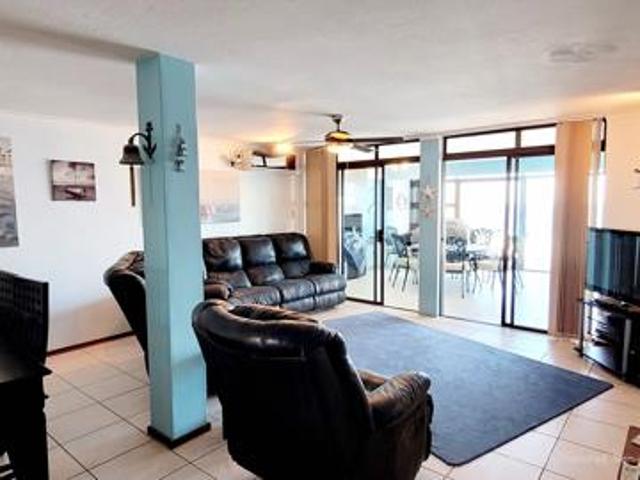 3 Bedroom Apartment in Manaba Beach