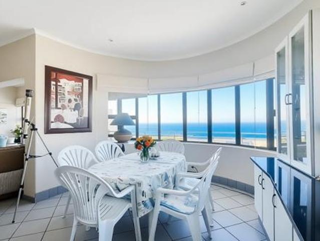 3 Bedroom Apartment in Manaba Beach