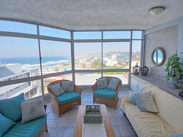 3 Bedroom Apartment in Manaba Beach