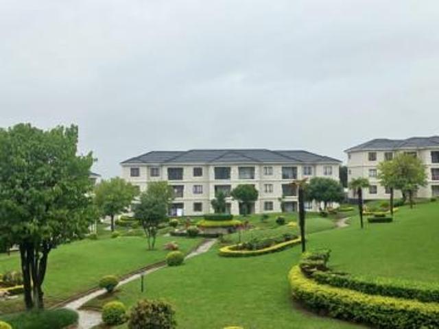 3 Bedroom Apartment in Maroeladal