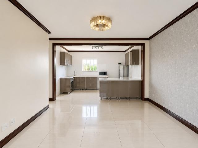 3 Bedroom Apartment in Maroeladal