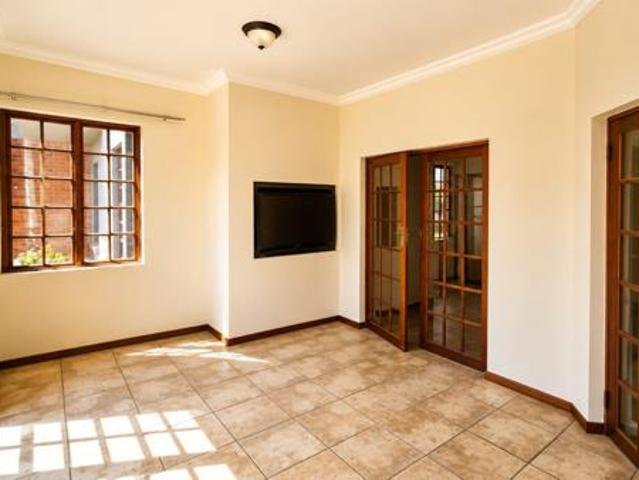 3 Bedroom Apartment in Meerhof