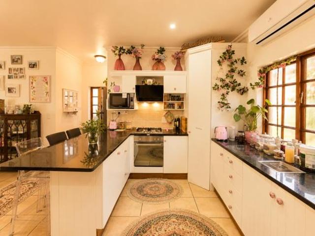 3 Bedroom Apartment in Meerhof