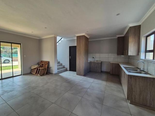 3 Bedroom Apartment in Melodie