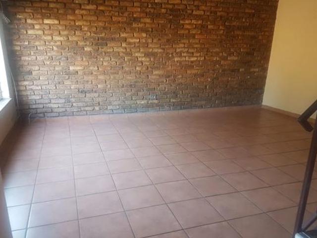 3 Bedroom Apartment in Middelburg Central