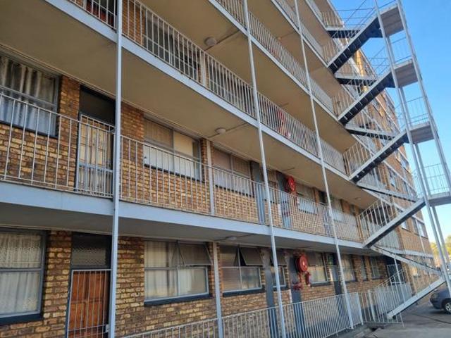 3 Bedroom Apartment in Middelburg Central