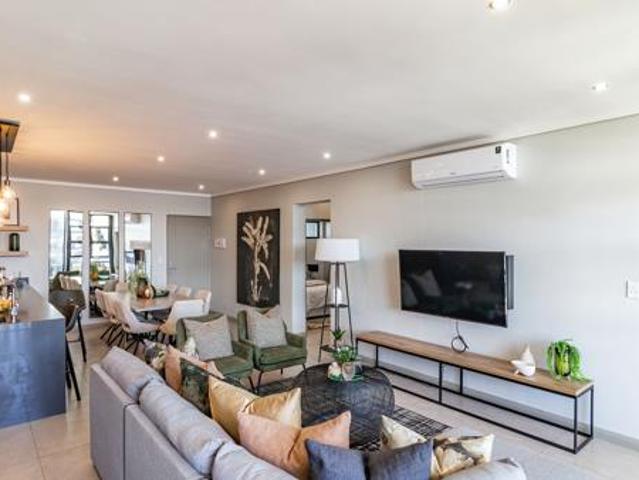 3 Bedroom Apartment in Midfield Estate