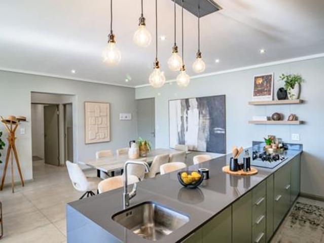 3 Bedroom Apartment in Midstream Estate