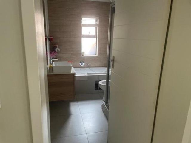 3 Bedroom Apartment in Modderfontein
