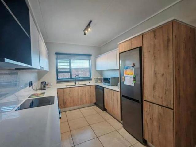 3 Bedroom Apartment in Mooikloof Glen Estate