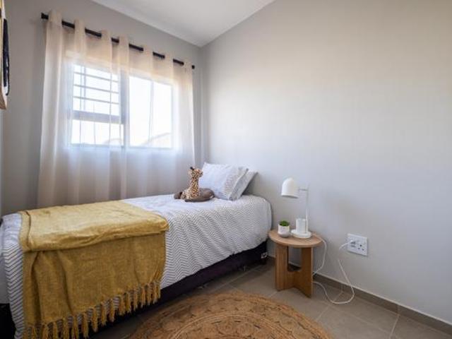 3 Bedroom Apartment in Montana Park