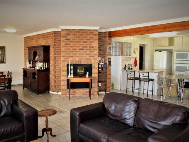 3 Bedroom Apartment in Mossel Bay Central