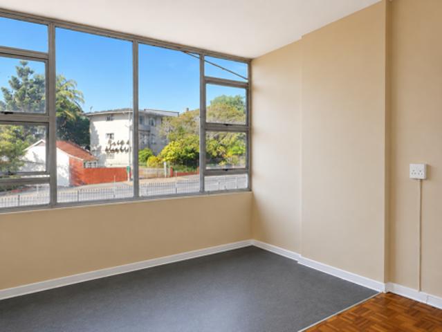 3 Bedroom Apartment in Morningside