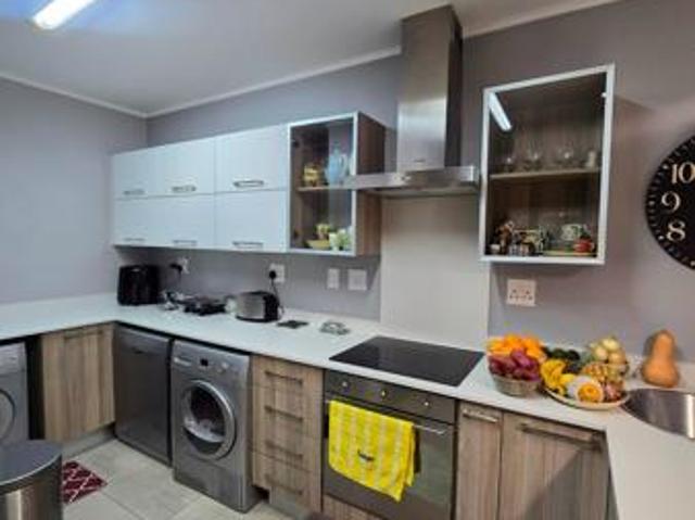 3 Bedroom Apartment in Oaklands