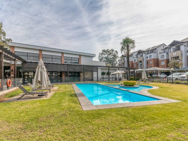 3 Bedroom Apartment in Olivedale