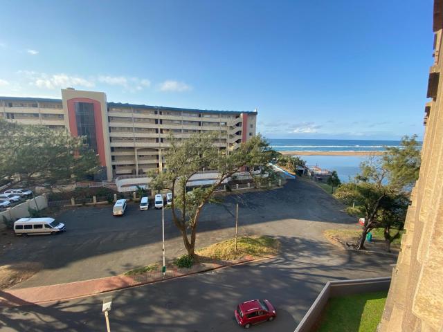 3 Bedroom Apartment in Amanzimtoti