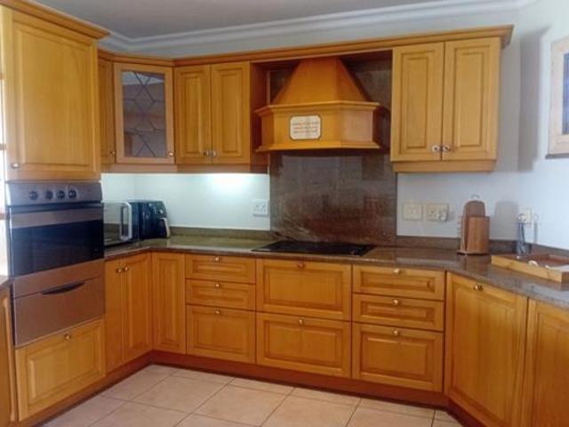 3 Bedroom Apartment in Amanzimtoti