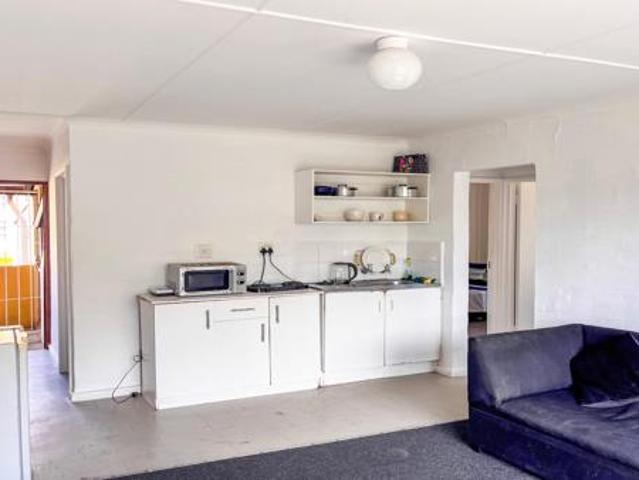 3 Bedroom Apartment in Amalinda