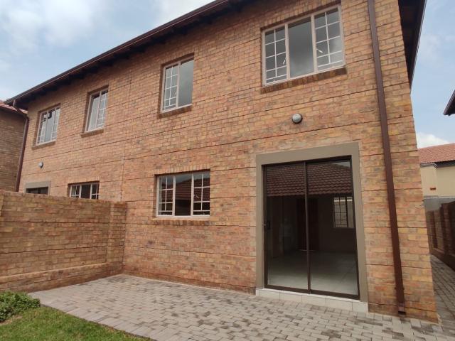3 Bedroom Apartment in Annlin