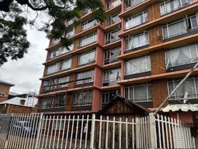 3 Bedroom Apartment in Arcadia