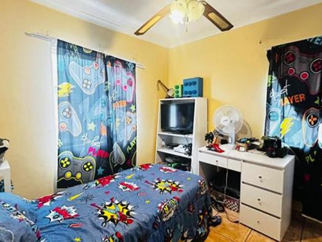 3 Bedroom Apartment in Arboretum