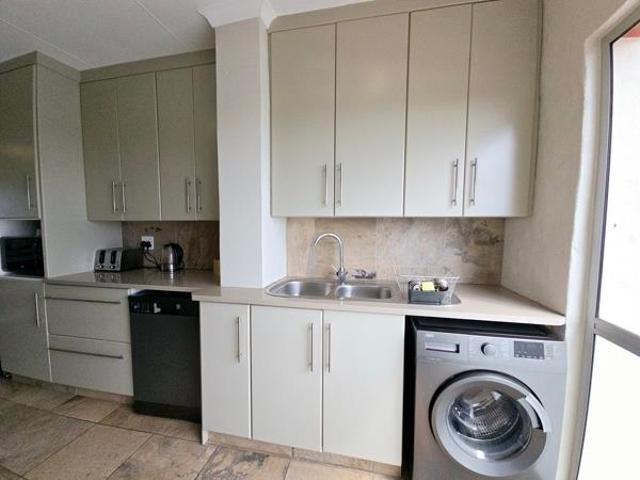 3 Bedroom Apartment in Aston Bay