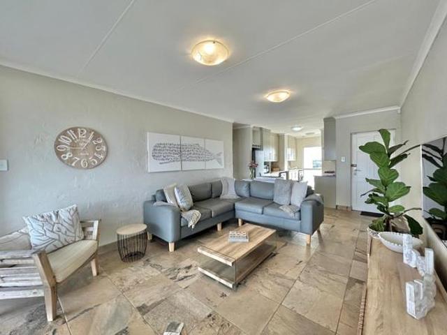 3 Bedroom Apartment in Aston Bay