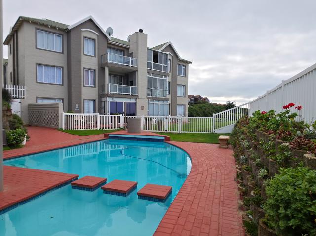 3 Bedroom Apartment in Aston Bay