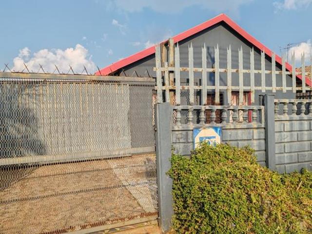 3 Bedroom Apartment in Bakerton