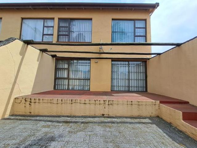 3 Bedroom Apartment in Banners Rest