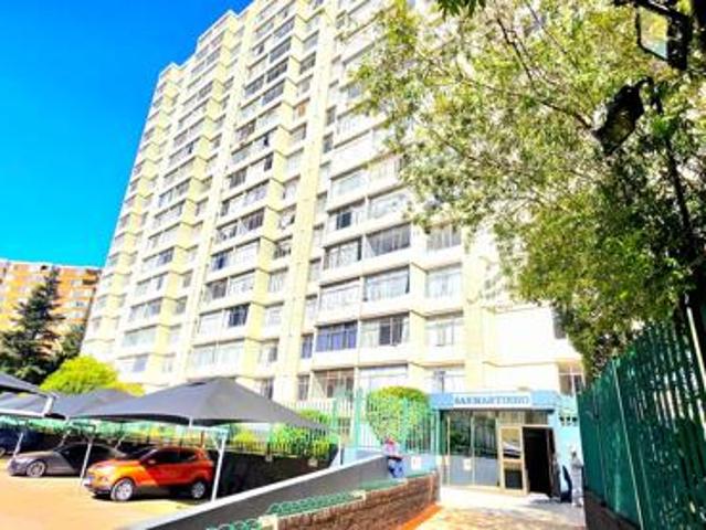 3 Bedroom Apartment in Bedford Gardens