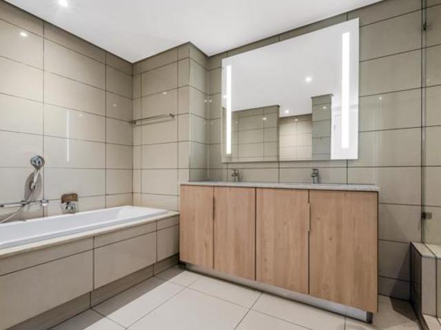 3 Bedroom Apartment in Benmore Gardens
