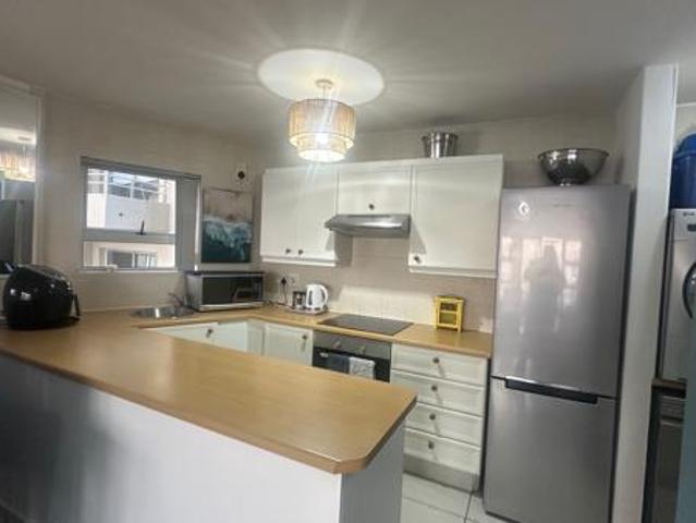 3 Bedroom Apartment in Bloubergrant