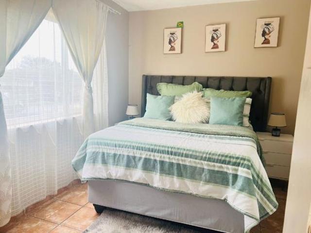3 Bedroom Apartment in Brackenham