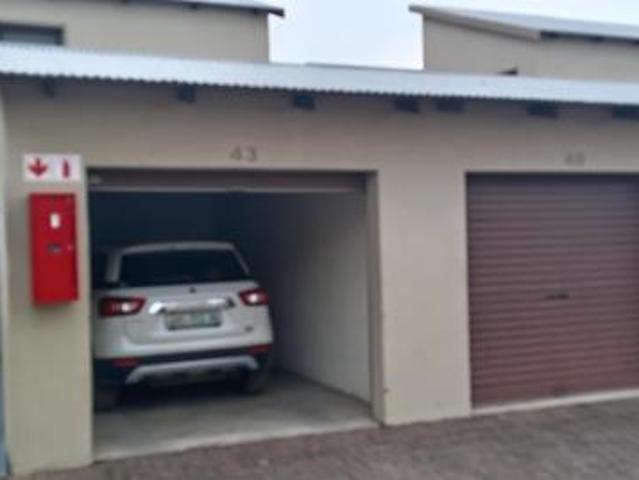 3 Bedroom Apartment in Brits Central