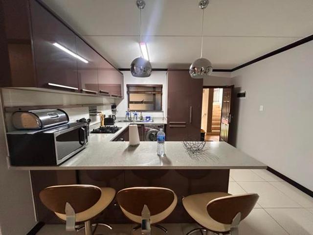 3 Bedroom Apartment in Broadacres