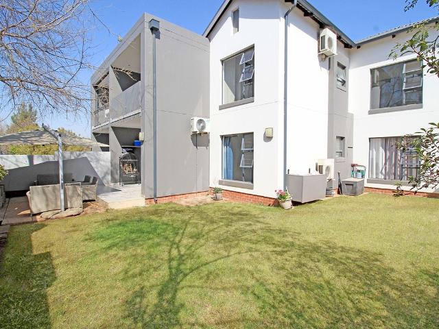 3 Bedroom Apartment in Broadacres