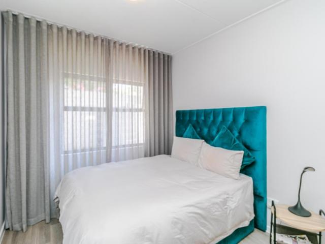 3 Bedroom Apartment in Bryanston