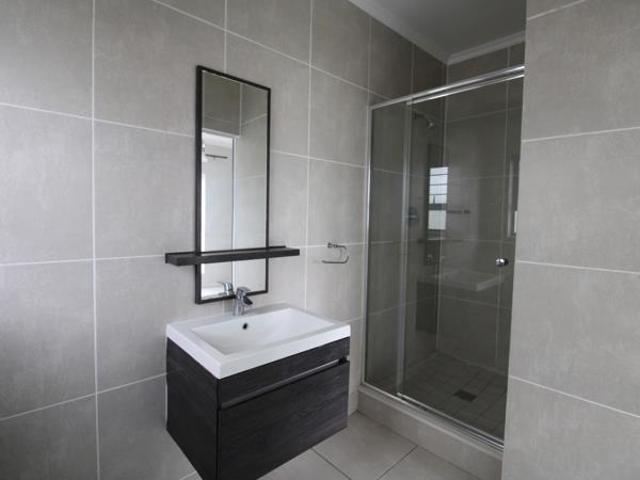 3 Bedroom Apartment in Bryanston