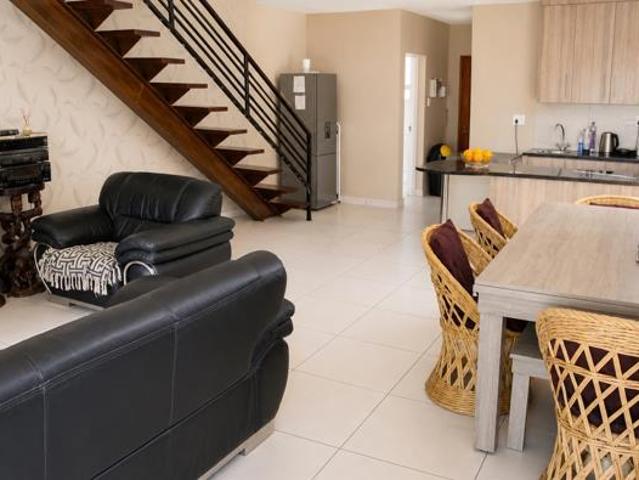 3 Bedroom Apartment in Cashan