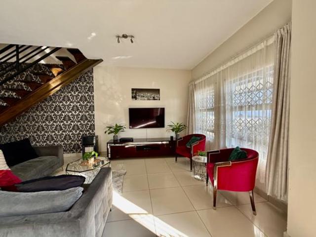 3 Bedroom Apartment in Cashan