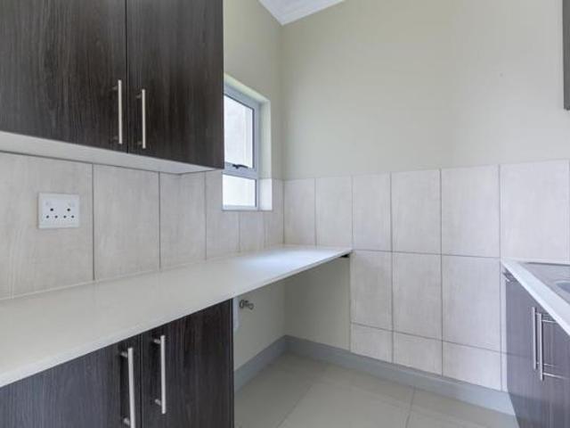 3 Bedroom Apartment in Carlswald Estate