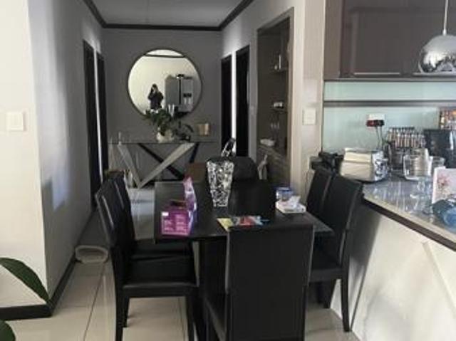 3 Bedroom Apartment in Carlswald Estate