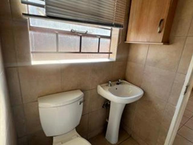 3 Bedroom Apartment in Centurion Central