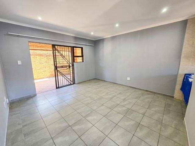 3 Bedroom Apartment in Chancliff Ridge